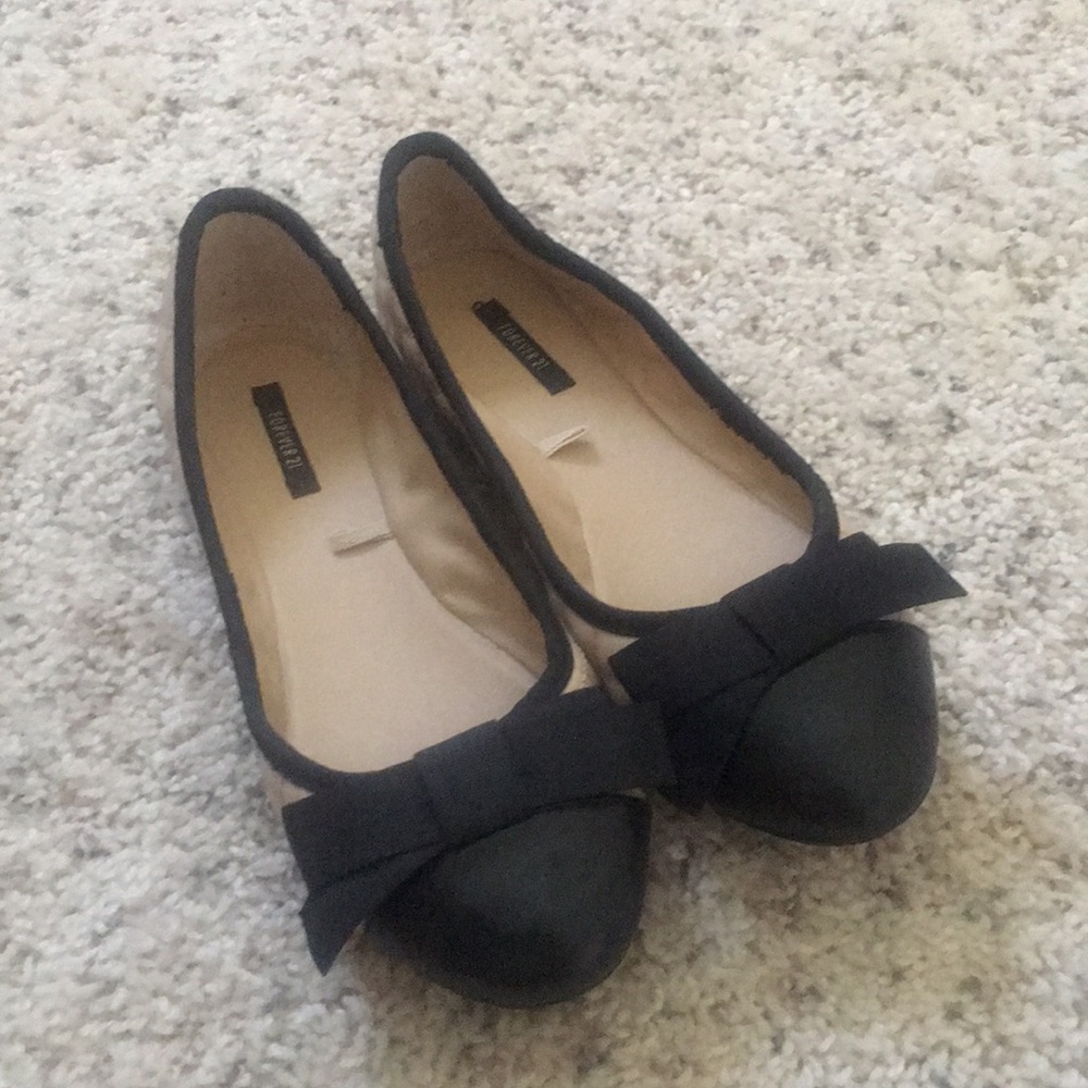 Quilted Two-Tone Flats